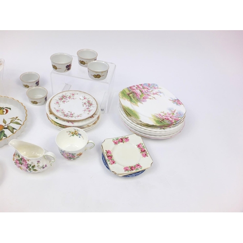 298 - Collection of tea/dinnerware including Royal Doulton Arcadia, Royal Worcester Evesham, Copeland Spod... 