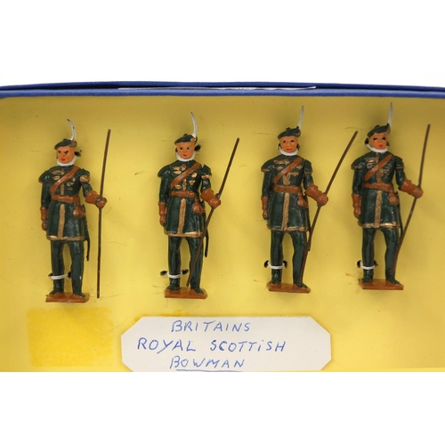 484 - Boxed set of hand painted lead soldiers