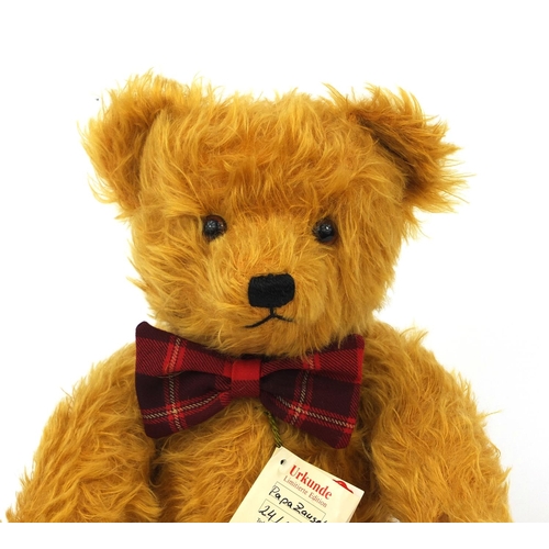 2095A - Hermann Papa Zausel teddy bear with jointed limbs and tag, numbered 24/1000, overall 42cm in length