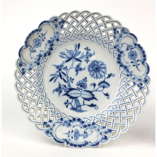 654 - Pair of Meissen onion pattern porcelain plates with pierced boarders, blue cross sword marks to the ... 