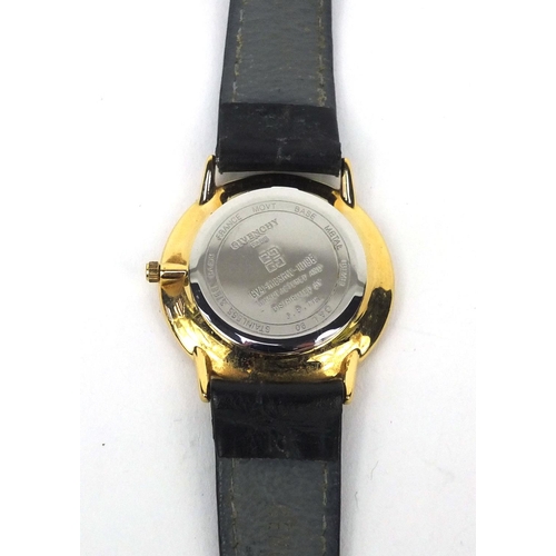 2534 - Gentleman's Givenchy Quartz wristwatch, 3.4cm in diameter