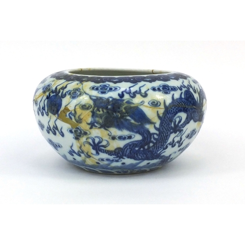 497 - Chinese blue and white porcelain dish together with a blue and white bowl, the dish hand painted wit... 