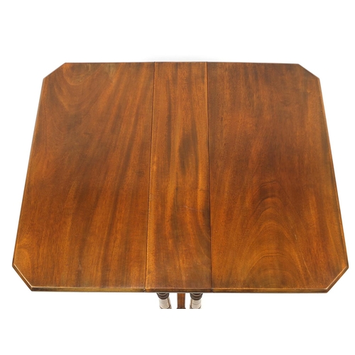 23 - Edwardian mahogany Sutherland table, 61cm high x 72cm wide(open) x 60cm deep