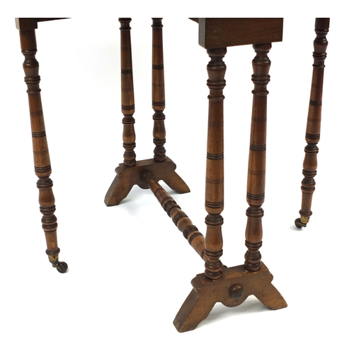 23 - Edwardian mahogany Sutherland table, 61cm high x 72cm wide(open) x 60cm deep