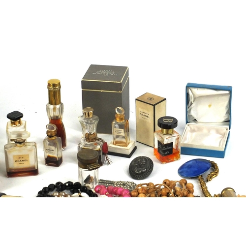 387 - Vintage and later costume jewellery together with mixed vintage perfumes bottles some with contents ... 