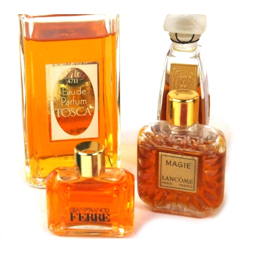 449 - Collection of vintage ladies perfumes including Magie Lancôme, Tosca and ladies compacts