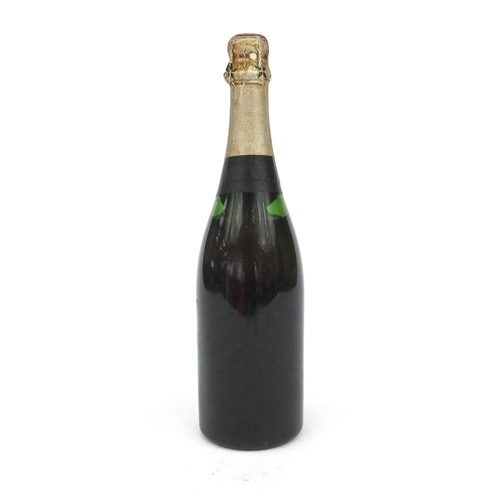 2090 - 78ml bottle of 1964 Moët & Chandon champagne