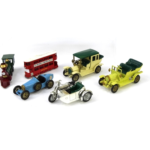 443 - Eight boxed Matchbox models of Yesteryear die cast vehicles comprising Y-3 1910 Benz Limousine, Y-3 ... 