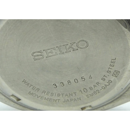 355 - Seiko Gentleman's stainless steel  kinetic wristwatch