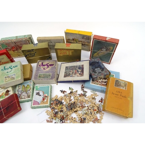 587 - Large selection of mostly Victorian wooden jigsaw puzzles