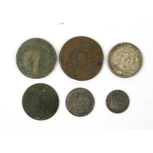 701 - Group of antique coins including a 1798 token 1935 florin etc