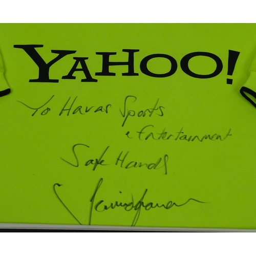 725 - David Seaman autographed t-shirt with presentation plaque, signed by David Seaman launch of Yahoo! W... 