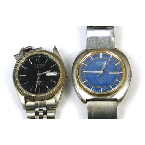 379 - Selection of vintage gentleman's wristwatches including Seiko and Citizen examples, and two vintage ... 