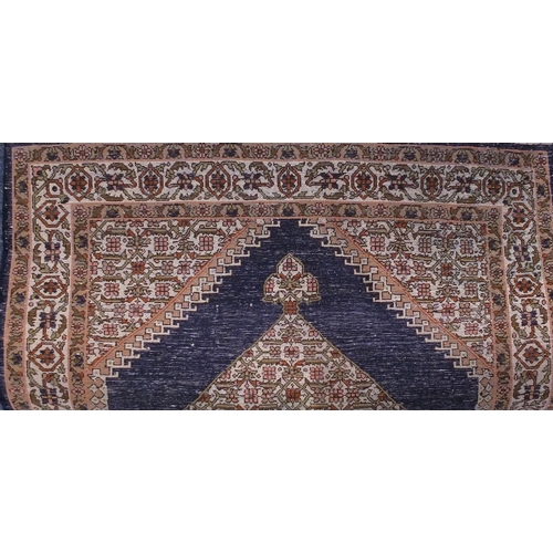 33 - Rectangular Tabriz design silk rug, 122cm x 83cm