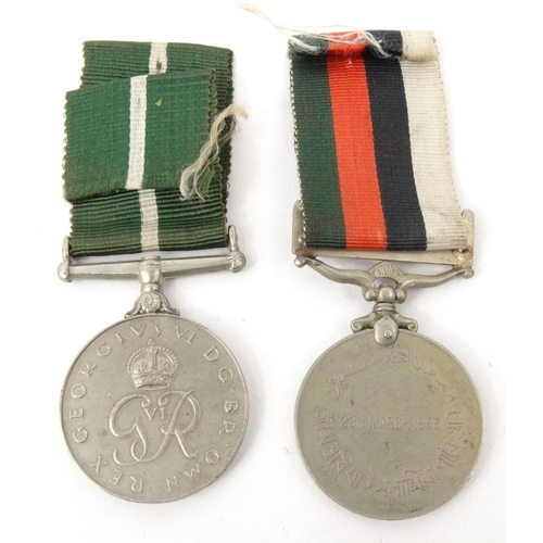 770 - Military interest Pakistani Independence medal for 2831025 SEP ABDUL AZIZ BALUCH.R, together with th... 