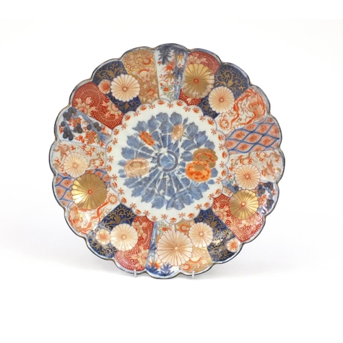 533 - Japanese Imari porcelain charger, hand painted with flowers, 33cm in diameter