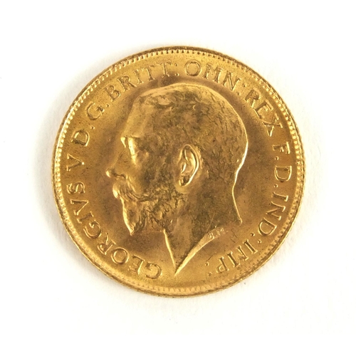 206 - George V 1914 gold half sovereign, approximate weight 4.0g