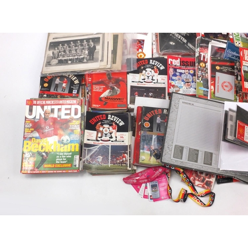 147 - Extensive collection of Manchester united memorabilia including autographs, programmes, tickets, let... 