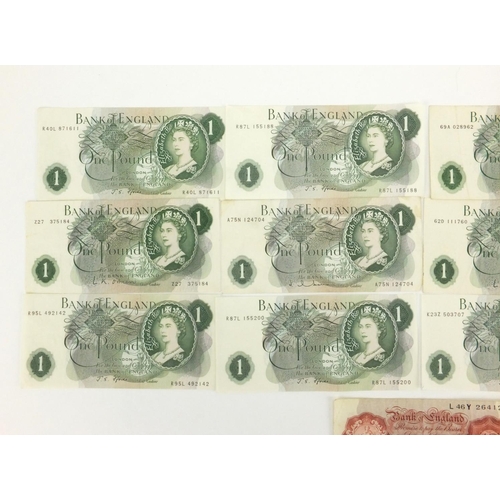 220 - British banknotes comprising a L K O'Brien five pound note, serial number BO7 696171, eleven one pou... 