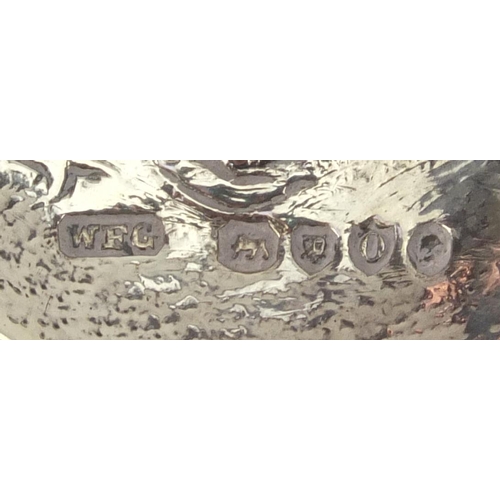 807 - Victorian silver love heart pin dish embossed with cupid, WEG London 1889, 10cm long, approximate we... 