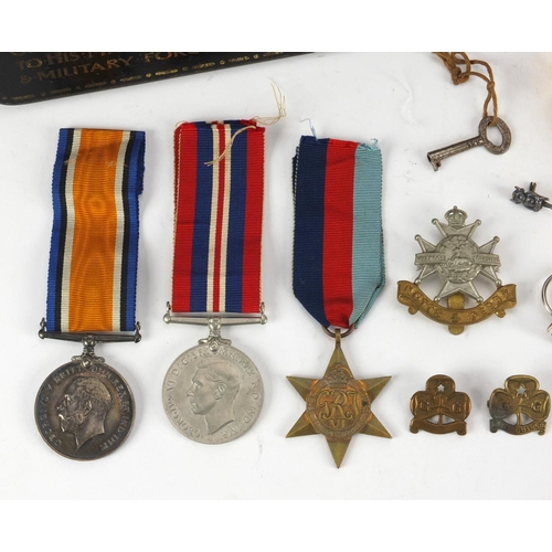 259 - British Military World War I 1914-18 War medal together with other related militaria including a bos... 