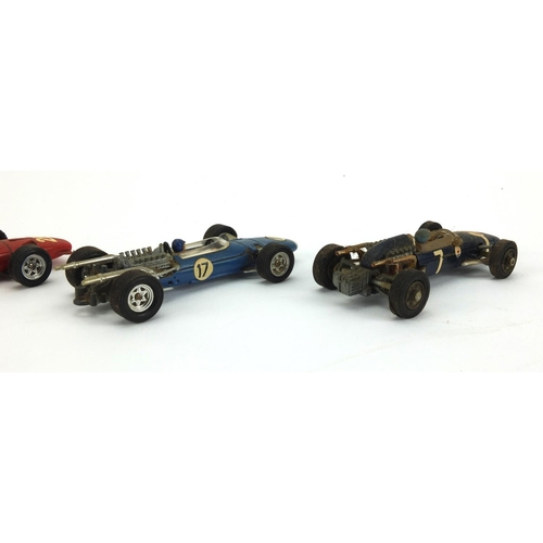 398 - Five Dinky and Corgi die cast racing vehicles all boxed, comprising a Ferrari F1 1422, Matra F1 1417... 