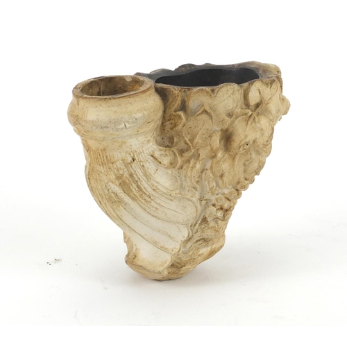 83 - Clay pipe bowl of Bacchus, 6cm high