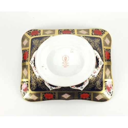 2124 - Royal Crown Derby old Imari pattern basket vase, with twin handles and gold block design, factory ma... 