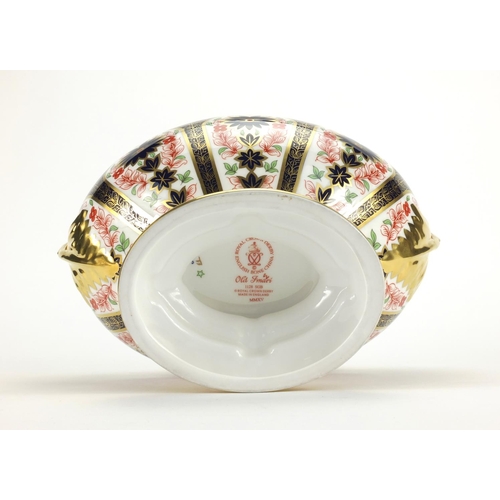 2123 - Royal Crown Derby old Imari pattern Litherland vase and cover, with twin handles and gold block desi... 