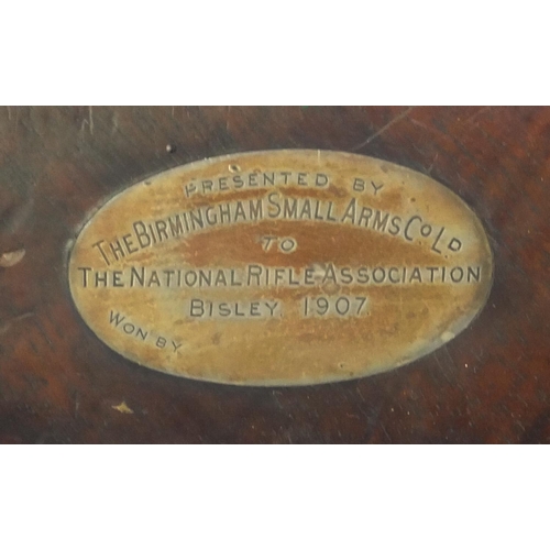 361 - Vintage under leaver air rifle with engraved presentation plaque, presented by the Birmingham Small ... 