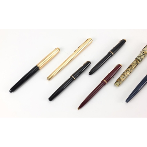 101 - Vintage fountain and ballpoint pens including Parker and a marbleised Valentine example with gold ni... 