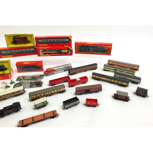 427 - Tri-Ang and Hornby OO gauge model railway, some boxed including R357 diesel electric locomotive, R75... 