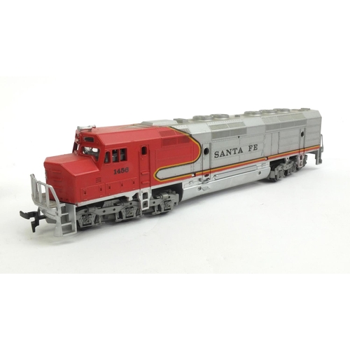 427 - Tri-Ang and Hornby OO gauge model railway, some boxed including R357 diesel electric locomotive, R75... 