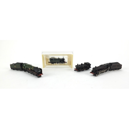 428 - Four N gauge model railway locomotives all boxed, comprising three Graham Farish examples and a Dapo... 