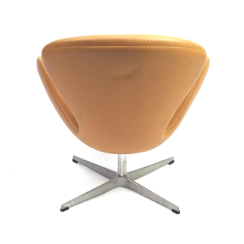 2078 - Arne Jacobsen design Swan chair, 87cm high