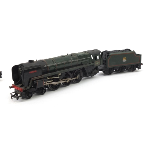 418 - Two OO gauge locomotives and tenders including Bachmann Connaught 45742 and Tri-ang Britannia 70000