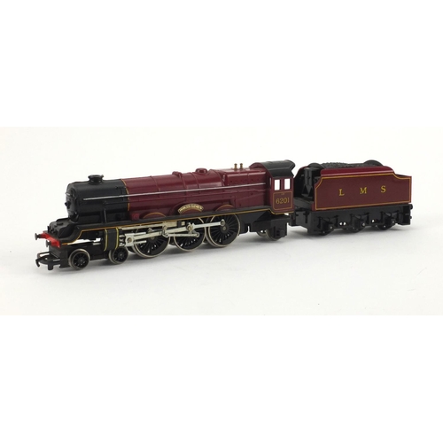 417 - Two Hornby OO gauge locomotive and tenders comprising County of Somerset 1004 and The Royal Leiceste... 