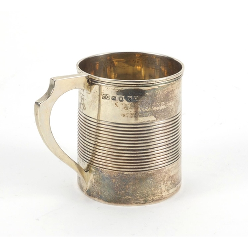 823 - Georgian silver tankard with ring turned decoration, C.C London 1798, 7.5cm high, approximate weight... 