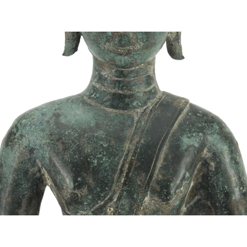 602 - Large antique Thai patinated bronze seated figure of Buddha, 43cm high