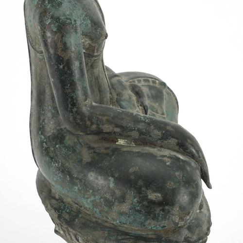 602 - Large antique Thai patinated bronze seated figure of Buddha, 43cm high