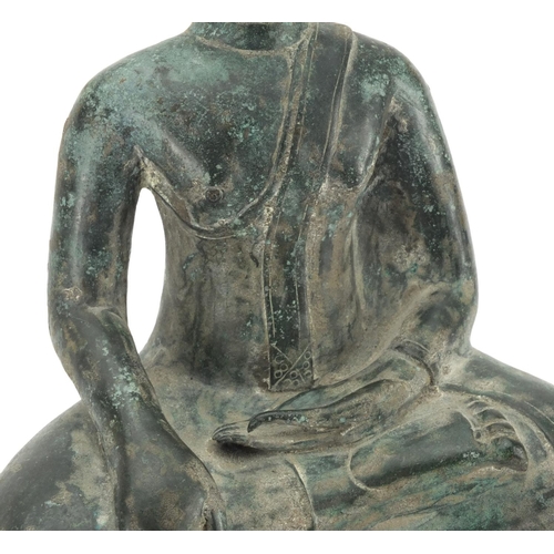 602 - Large antique Thai patinated bronze seated figure of Buddha, 43cm high