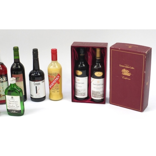 195 - Spirits, Liqueurs and wine including Baileys, Gordon's Ernest & Julio Gallo wine and Merlot