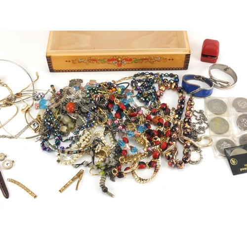 253 - Vintage and later costume jewellery including necklaces, bracelets, wristwatches etc with a group of... 