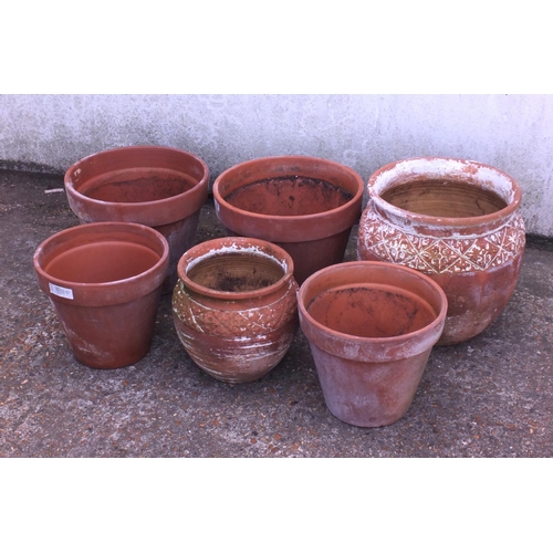 99 - Six terracotta garden planters