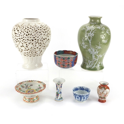 192 - Oriental ceramics including a large baluster shaped vase, blanc de chine lamp base etc, the largest ... 