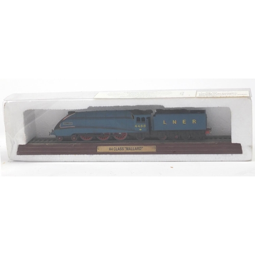 140 - Model locomotives, mostly boxed including Flying Scotsman and Plmmountain class examples, the larges... 