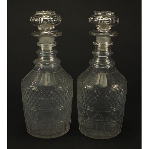 122A - Pair of Georgian cut glass decanters, each 25cm H