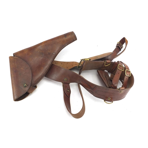 192 - British Military World War I leather gun holster and belt, with brass fittings, impressed marks, dat... 