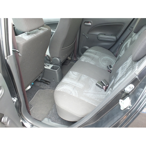 2001 - Vauxhall Agila Hatchback 12.VVT ecoFLEX SE 5 door, 30,800 miles new MOT expires 2 September 2018, Ta... 
