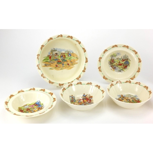 156 - Royal Doulton Bunnykins baby plates, bowls and cups